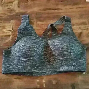 Push up sport bra.